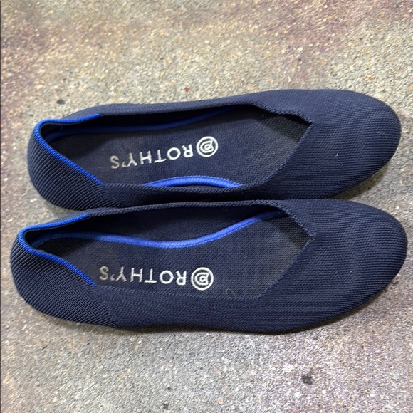 Rothy's Black Flats Versatile Slip-On Loafers - Picture 2 of 4